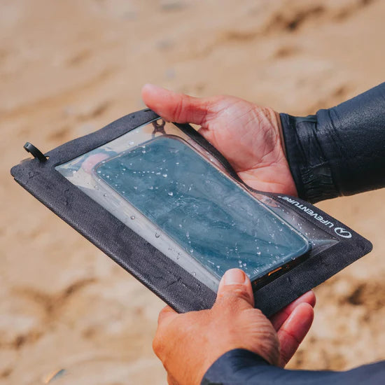 LIFEVENTURE Waterproof Phone Case Plus