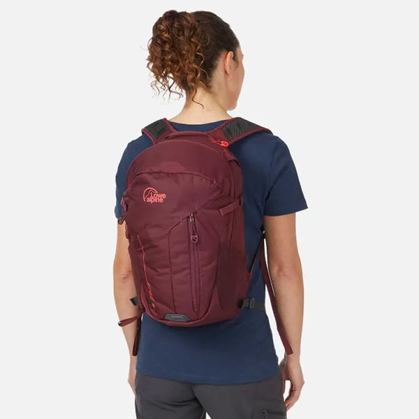 LOWE ALPINE Edge 18L Day Pack