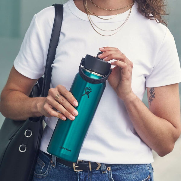 HYDRO FLASK 32oz Lightweight Flex Straw Bottle (946 ml)